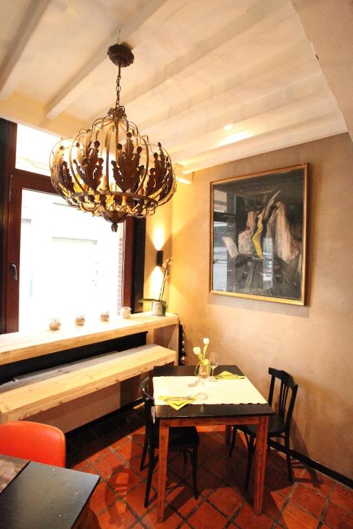 Foto dalla galleria di B&B Sablon Antwerp ad Anversa