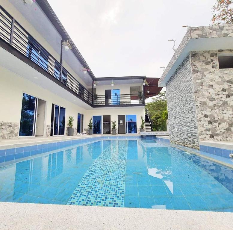 Hotel Casa Blanca - Housity