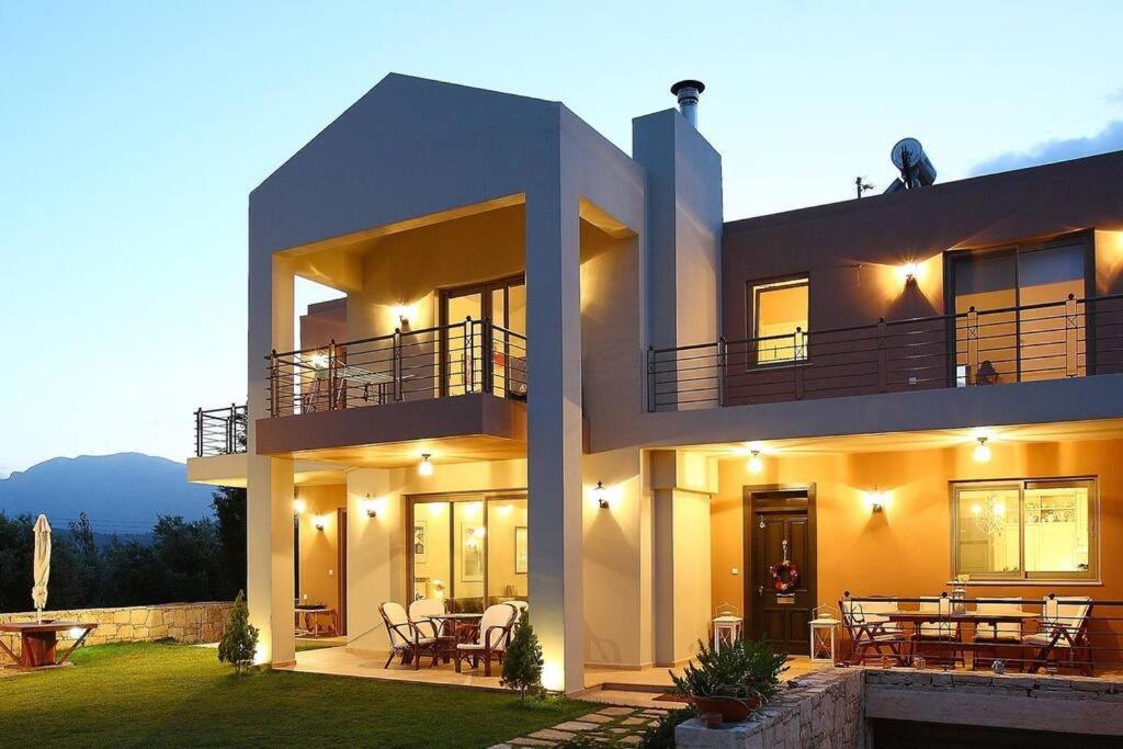 The building in which Az apartmant is located