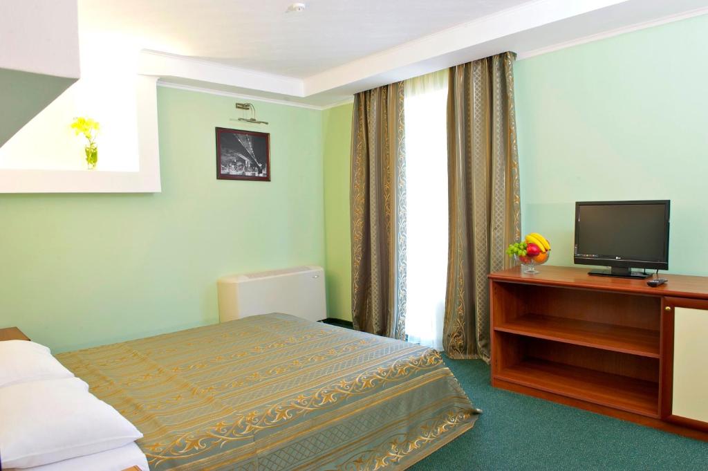 Optima Deluxe Kryvyi Rih - Chambre Double Supérieure