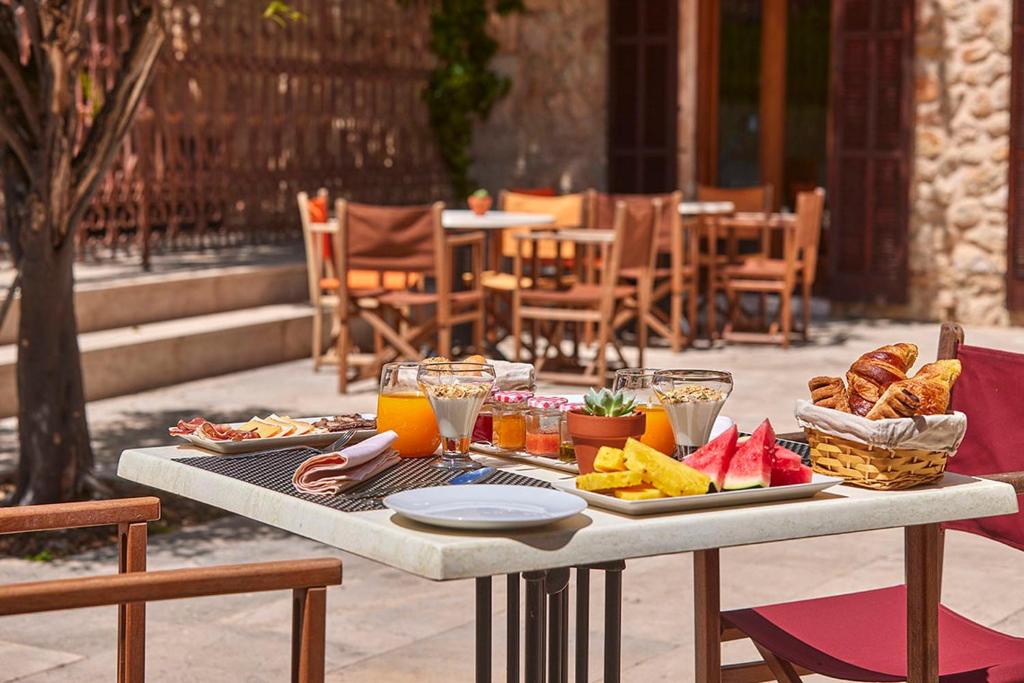 Ca n Beia Suites - Adults Only, Alaró – Prezzi aggiornati ...