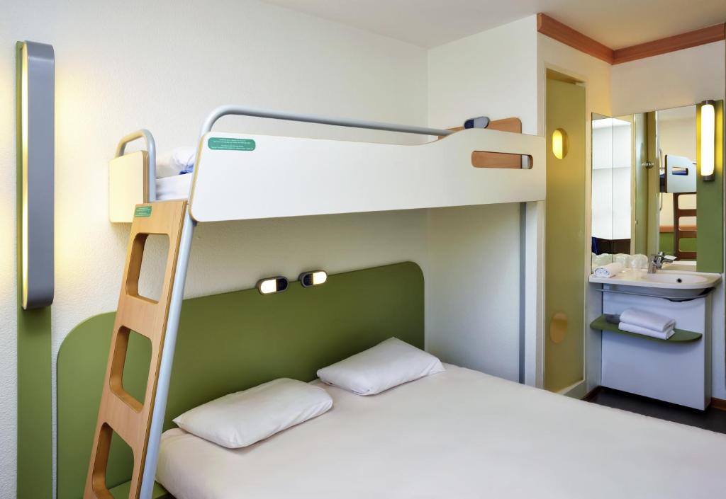 ibis budget Antwerpen Centraal Station - Resim 38