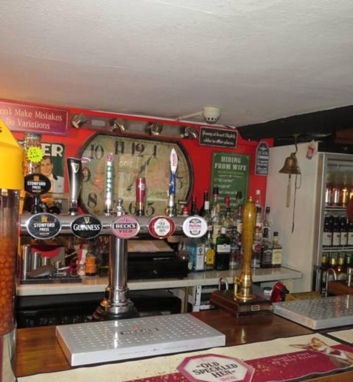 The Old Black Horse Inn - Single Room 3