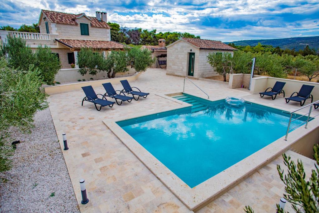 Afbeelding uit fotogalerij van OPG Villa Meri in Pučišća