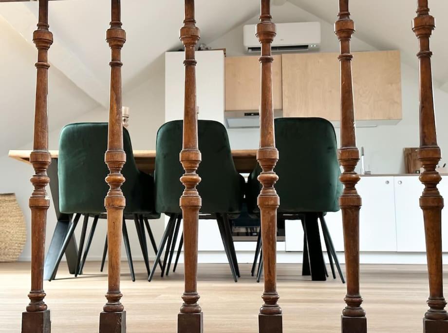 Гостиная зона в Duplex hyper centre