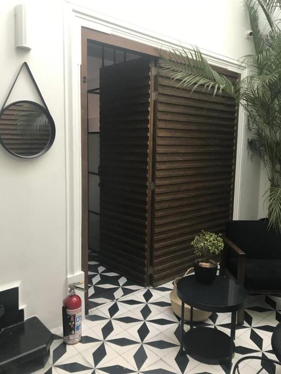 رزرو هتل و هاستل، CASA LALIQUE, 09197245266