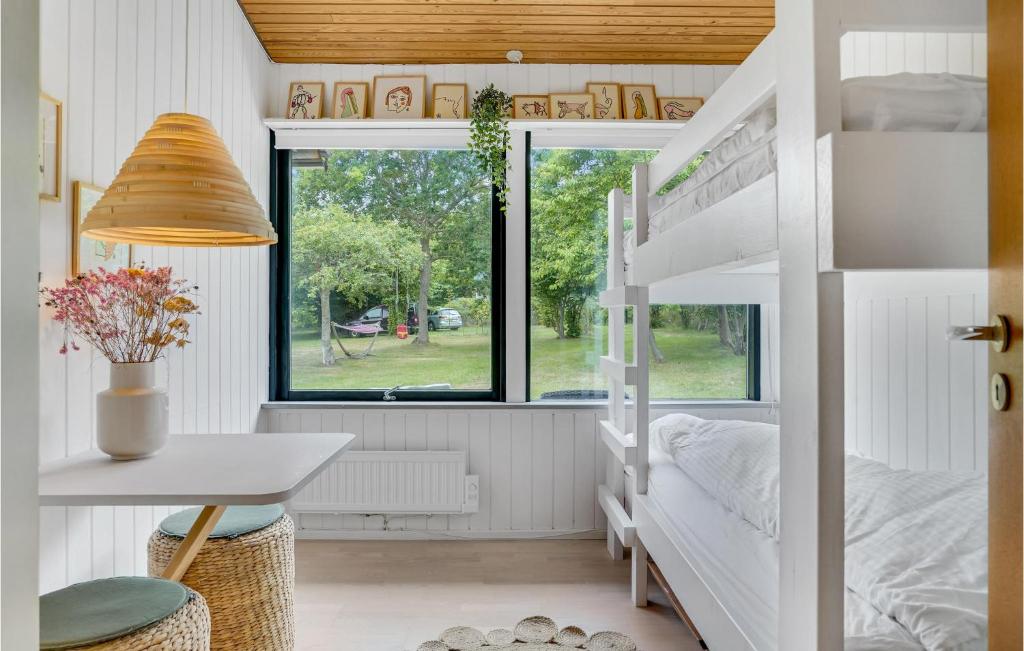 Fotografie z fotogalerie ubytování Nice Home In Vejby With Wifi v destinaci Vejby