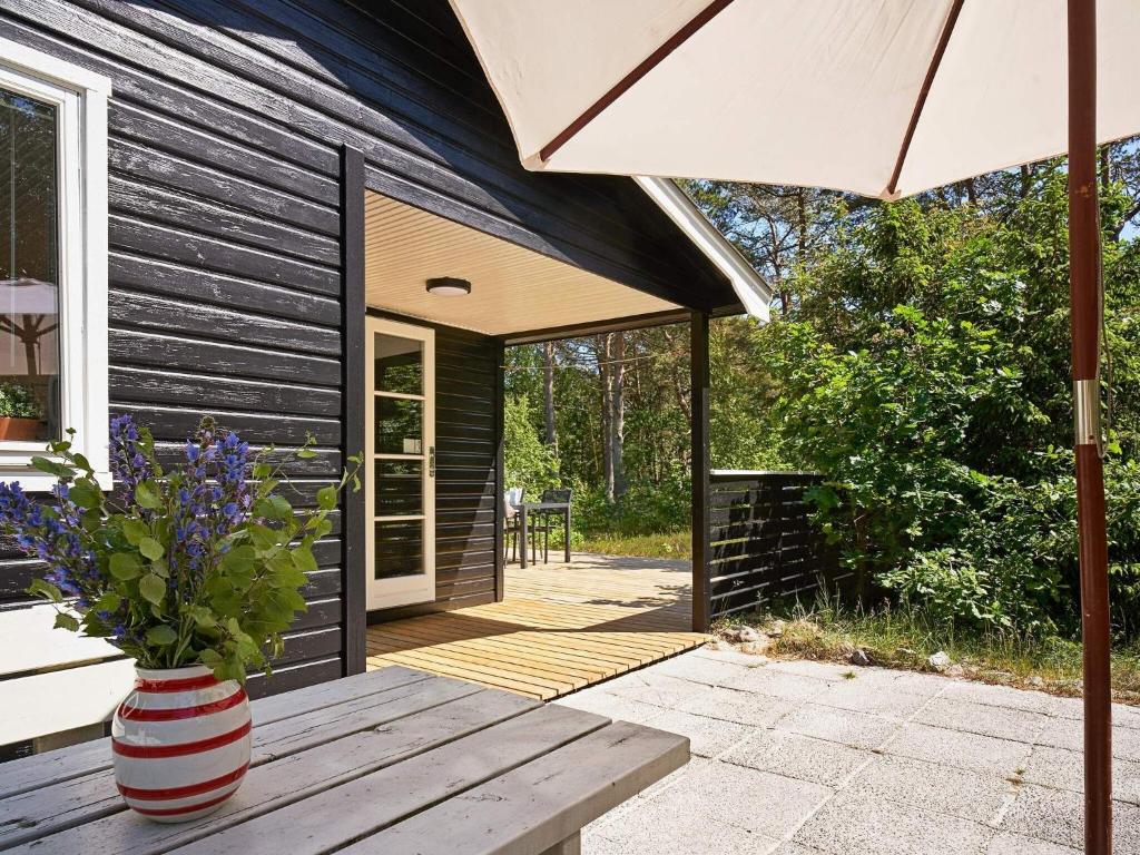Zahrada ubytování Holiday home Nexø XXXIX