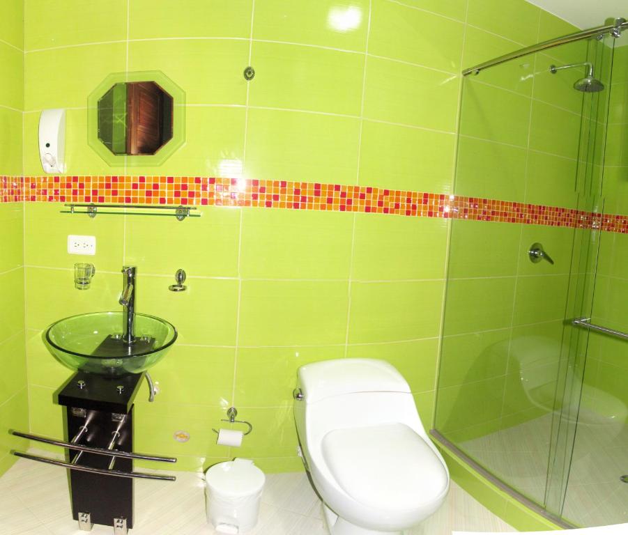 Koupelna v ubytování Apartahotel Vincent Suites