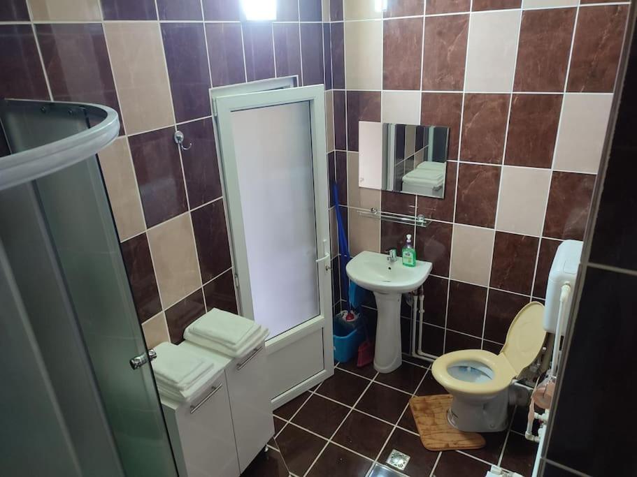 Misty Mountain Accommodation - One-Bedroom Apartment