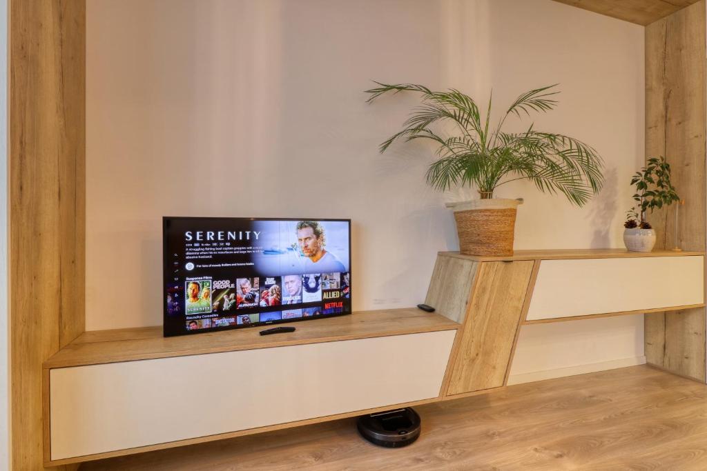 Relaxation Station - My Charming, Cosy&Inviting Apt - Smart Thermostat - Private Parking - IOR Park - Long Term Price Cuts - Appartamento Con Una Camera Da Letto
