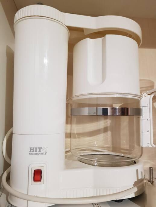 a close up of a white food processor at Studio Marie-Rose in Ribeauvillé