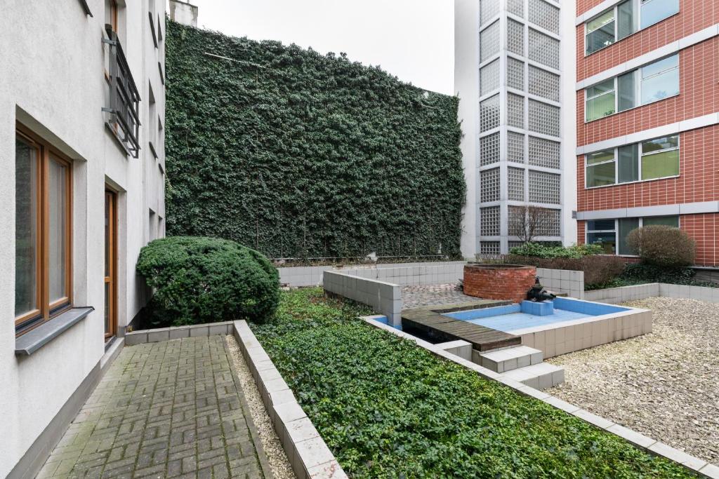 Vonkajšia záhrada v ubytovaní P&O Apartments Okrzei - Stara Praga