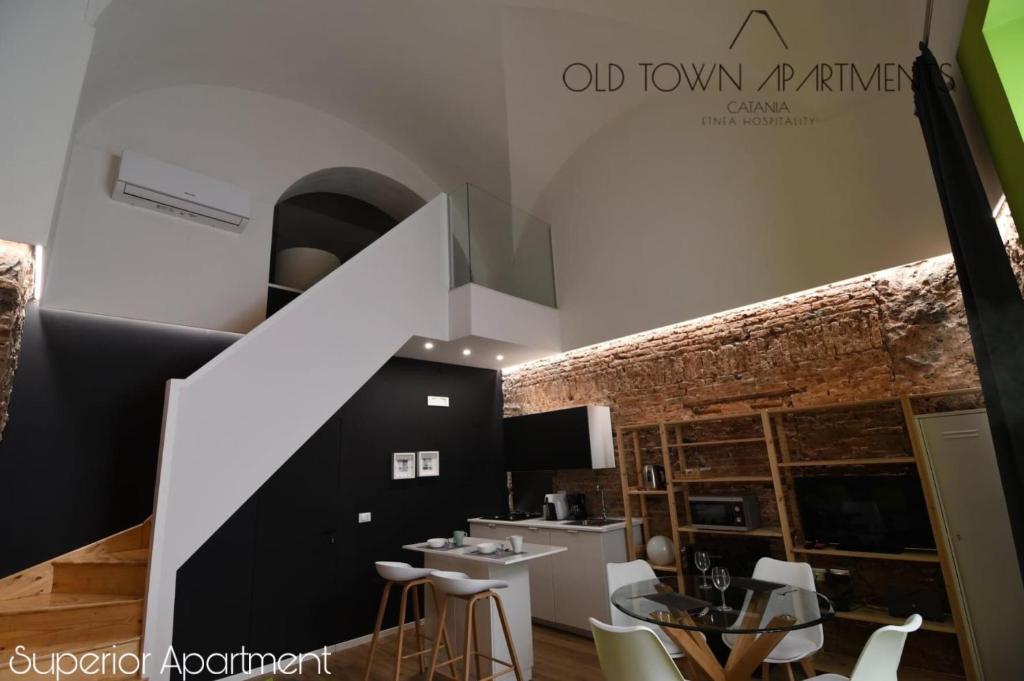 Old Town Apartments Catania - 11