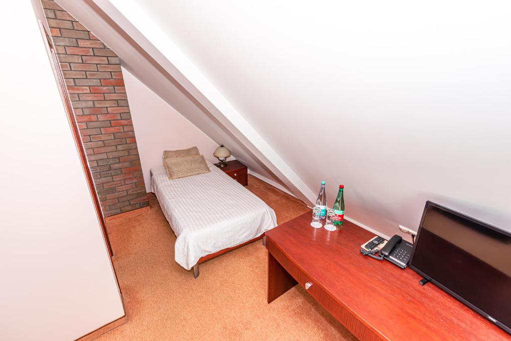Hotel Medūna - Habitación Individual Con Vistas Al Parque