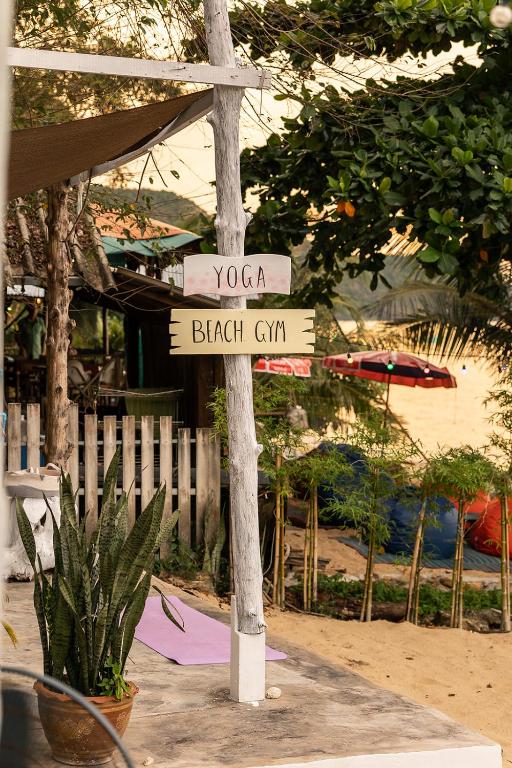 Indie Beach Bungalows - 15