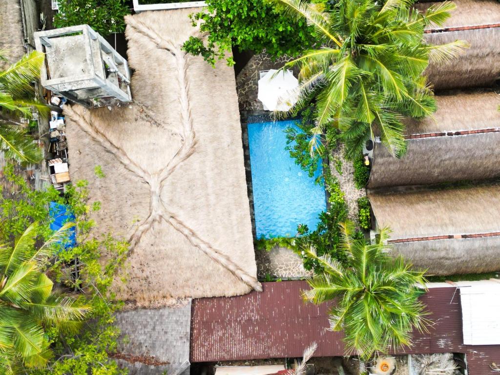 Zipp Bar Restaurant & Bungalows - 12