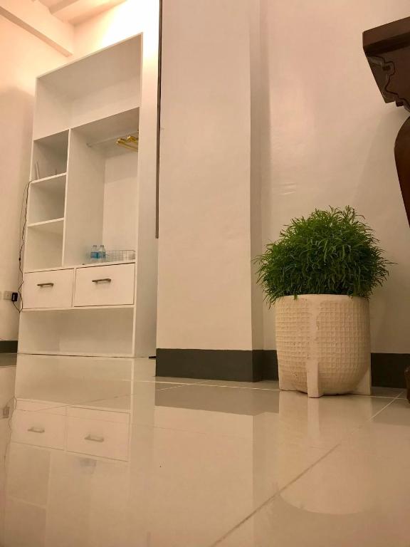 Imagem da galeria de FN Lodge - town proper em Palompon