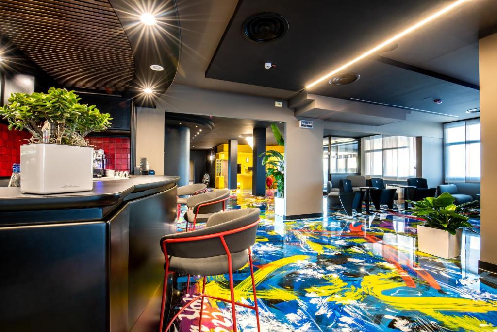 Posezení v ubytování Muraless Art Hotel - WorldHotels Crafted