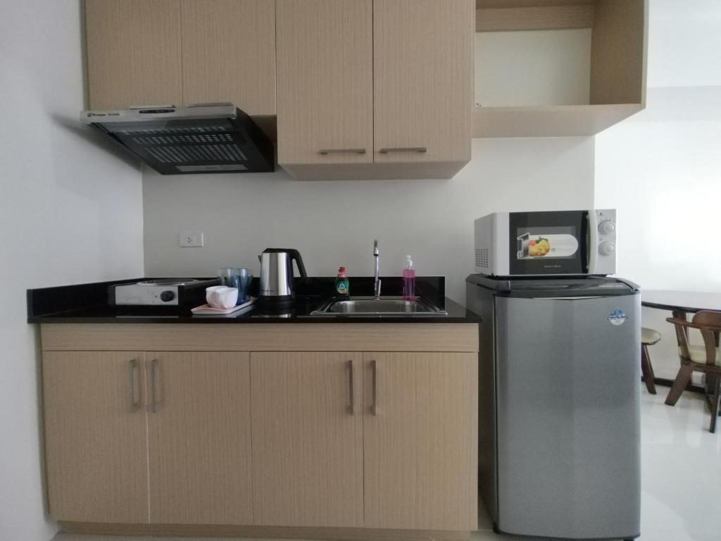 Brenthill condominium by vista residences - Housity