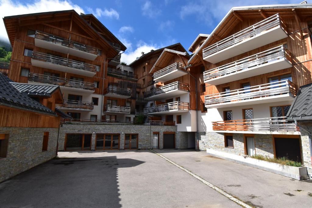 Zdjęcie z galerii obiektu VAUJANYLOCATIONS - Le Crystal Blanc 3 w mieście Vaujany
