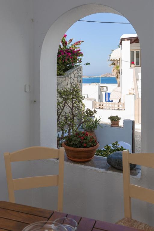 Irene Rooms Naousa Parou - 4