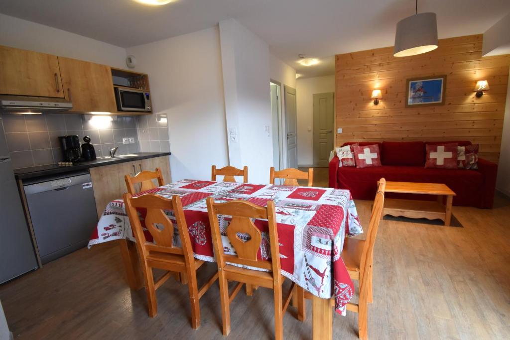 Zdjęcie z galerii obiektu VAUJANYLOCATIONS - Le Crystal Blanc 3 w mieście Vaujany