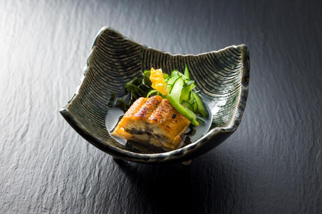 Makanan di atau berdekatan ryokan