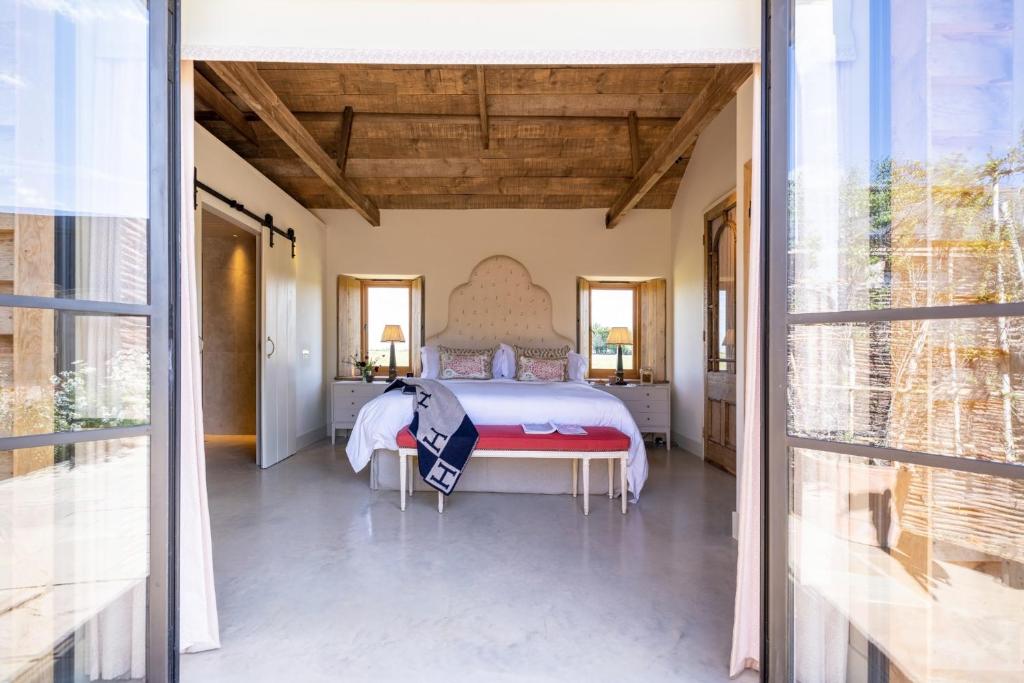 Cambridge Country Cottages - 