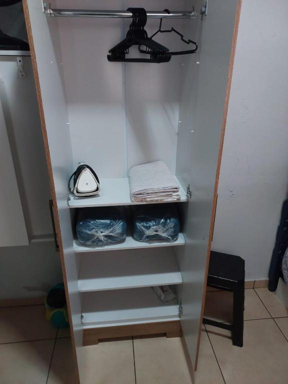 Fotografie z fotogalerie ubytování Quarto Deluxe em Foz piscina wifi estacionamento cozinha E AR v destinaci Foz do Iguaçu