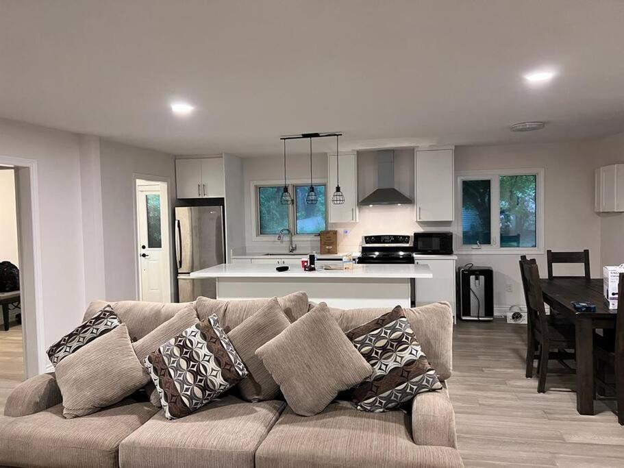 Marmora Hideaway - Lake front - Casa De Tres Dormitorios