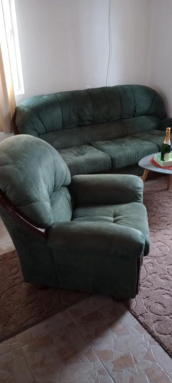 A seating area at Vikendica Raković