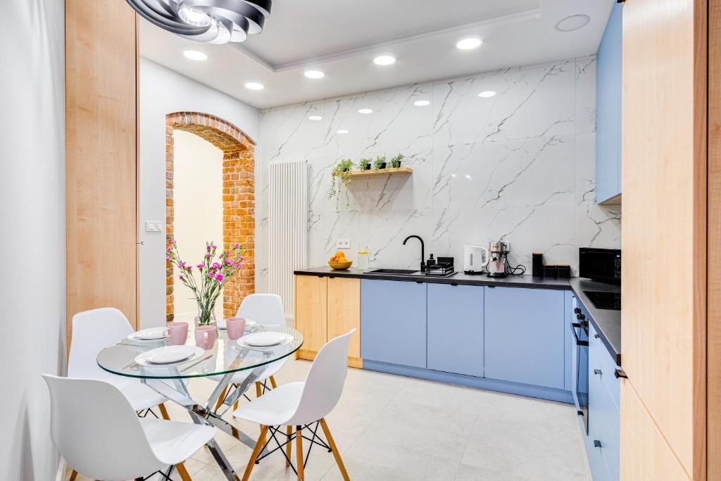 Pleasant Apart ~ 700m Main Square - Self check-in 24h - 3