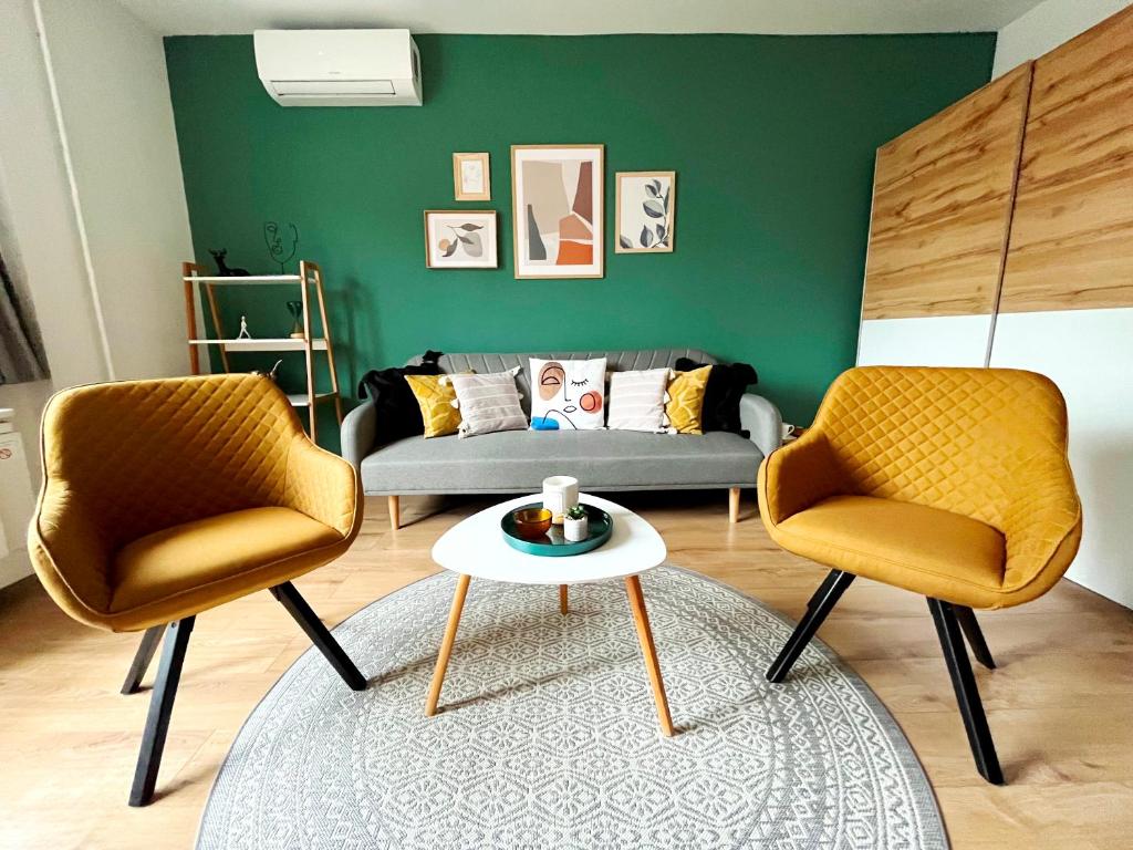 Artic Home Apartman-nearby city center! 7624 Pécs, 49 Hungária utca D. epulet Fsz 2. kép - 1