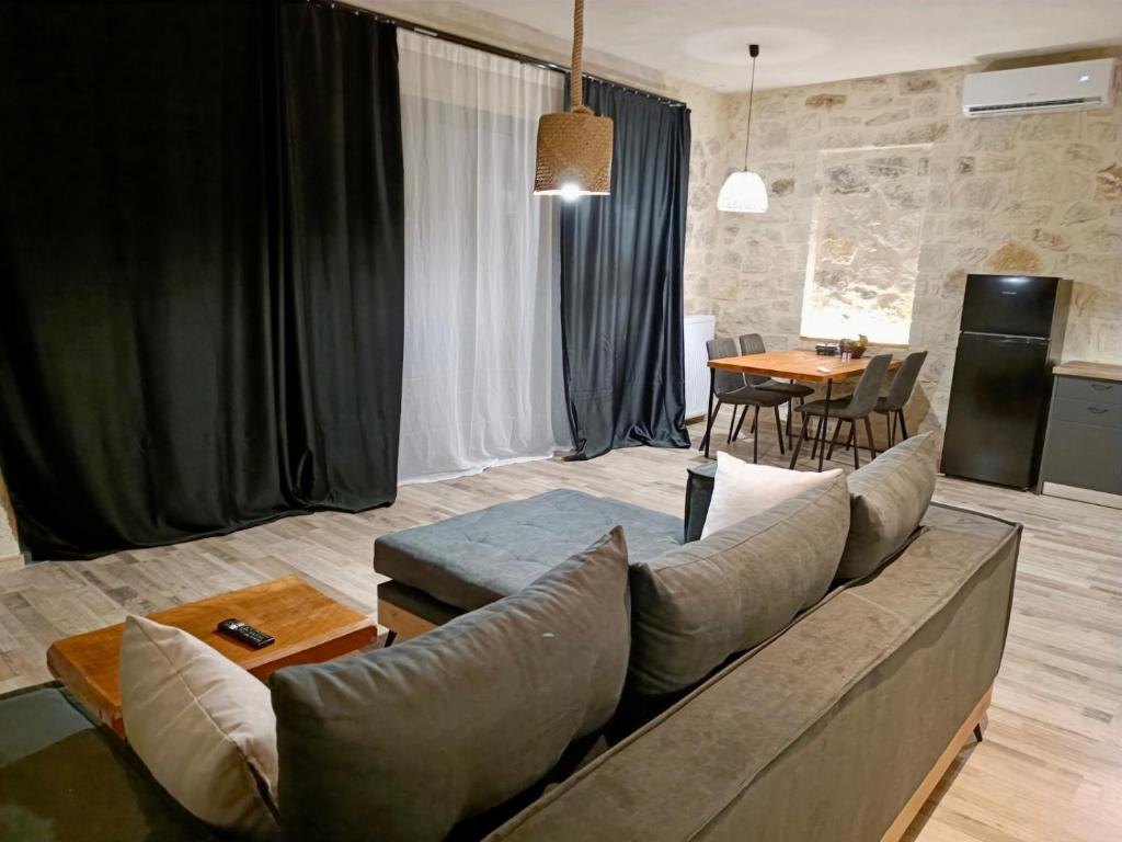 A seating area at Alagni Cretan Resort
