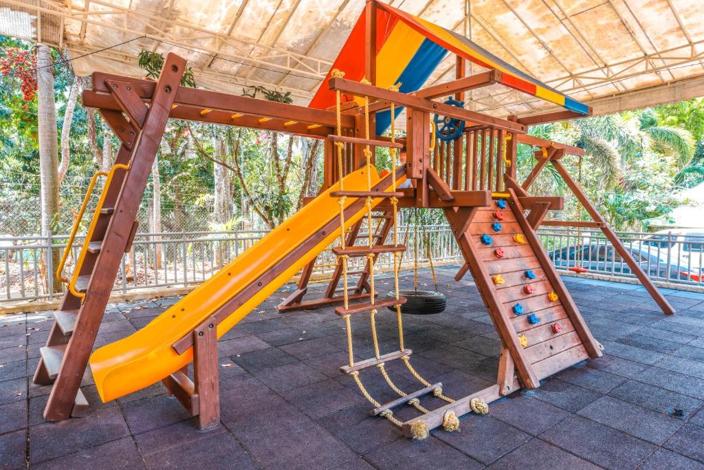 Herní místnost nebo prostor pro děti v ubytování Noni's Resort