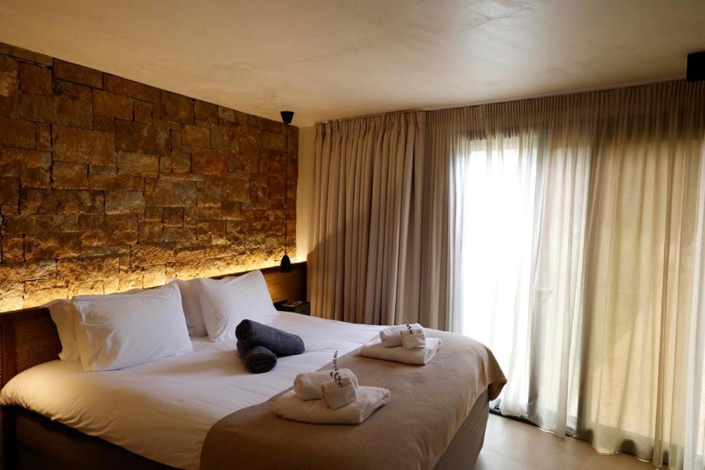 Amantes Villas and Suites - 1