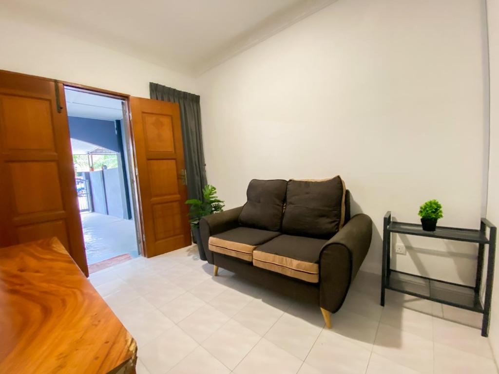 Istumisnurk majutusasutuses Venice Guest Hostel - Bilik Sahaja