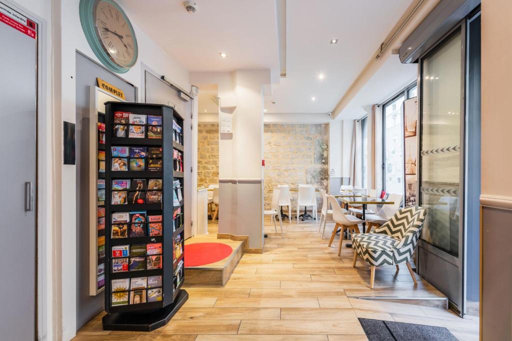 District Republique - Resim 23