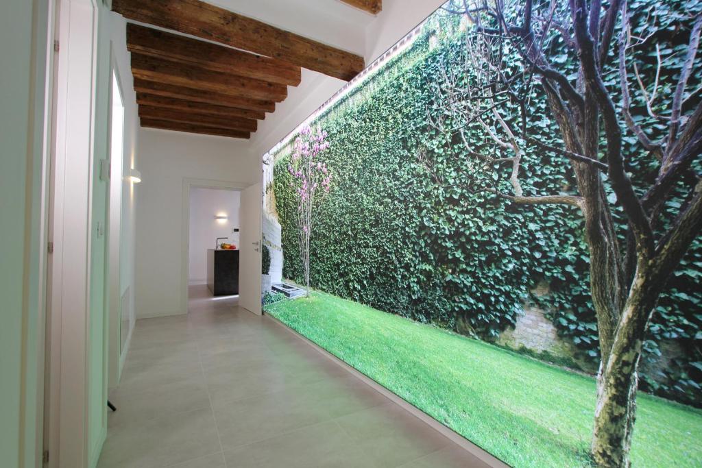Vonkajšia záhrada v ubytovaní Residence Modern Art