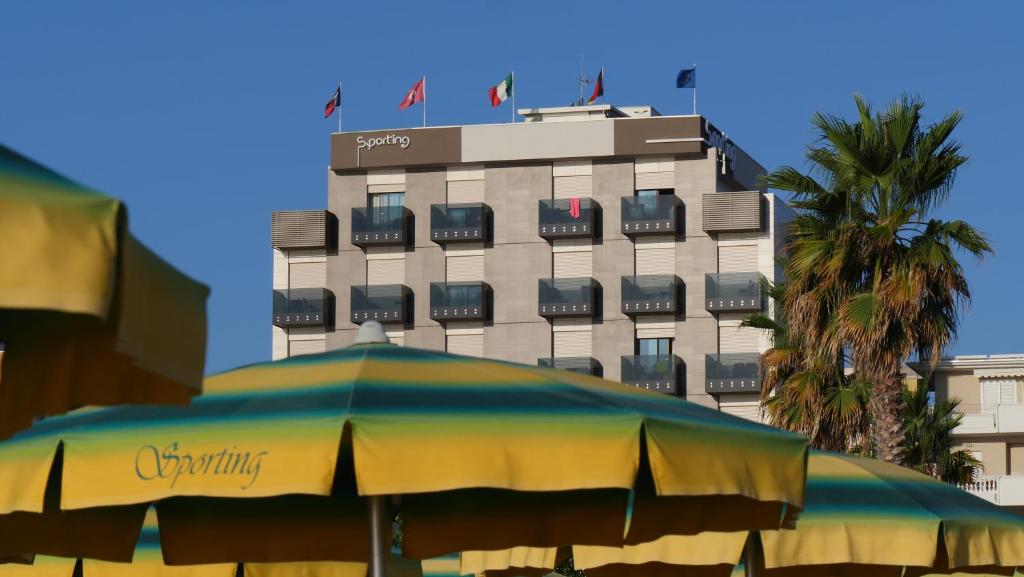 Budova, kde se hotel nachází