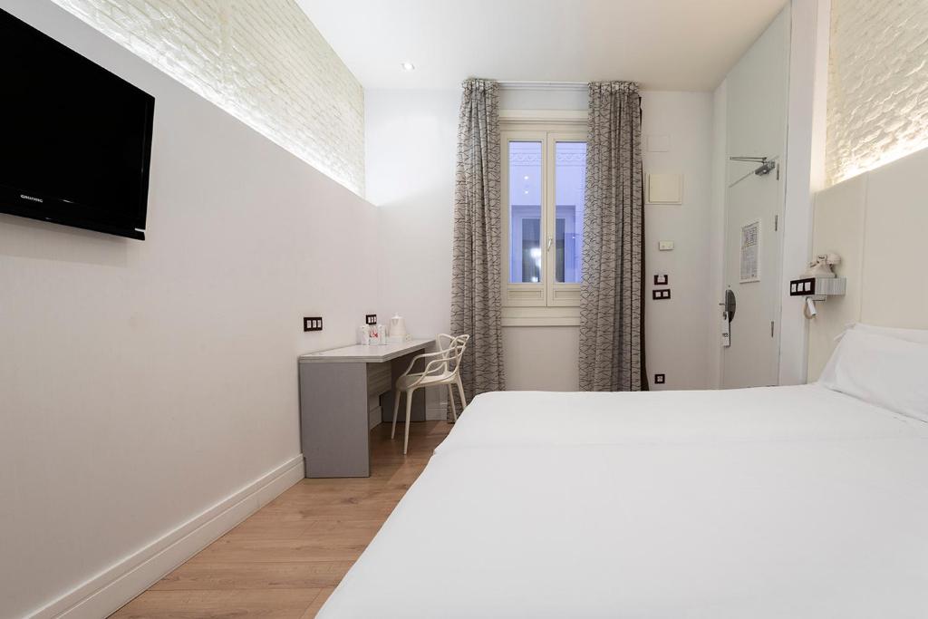 Petit Palace Lealtad Plaza - Resim 41