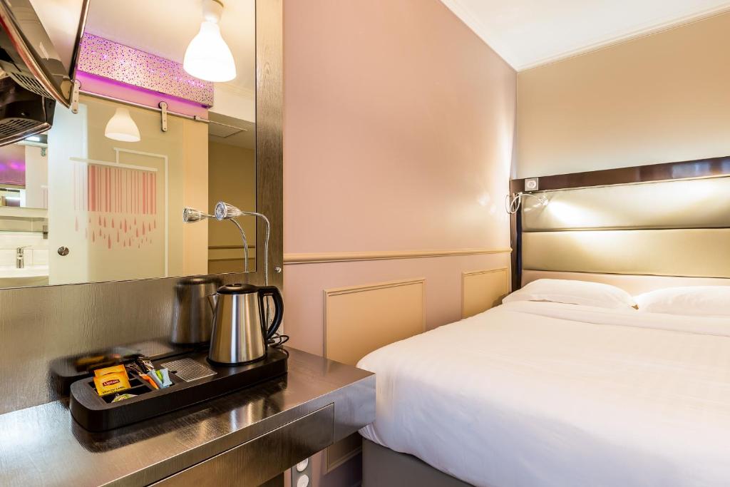 District Republique - Resim 29