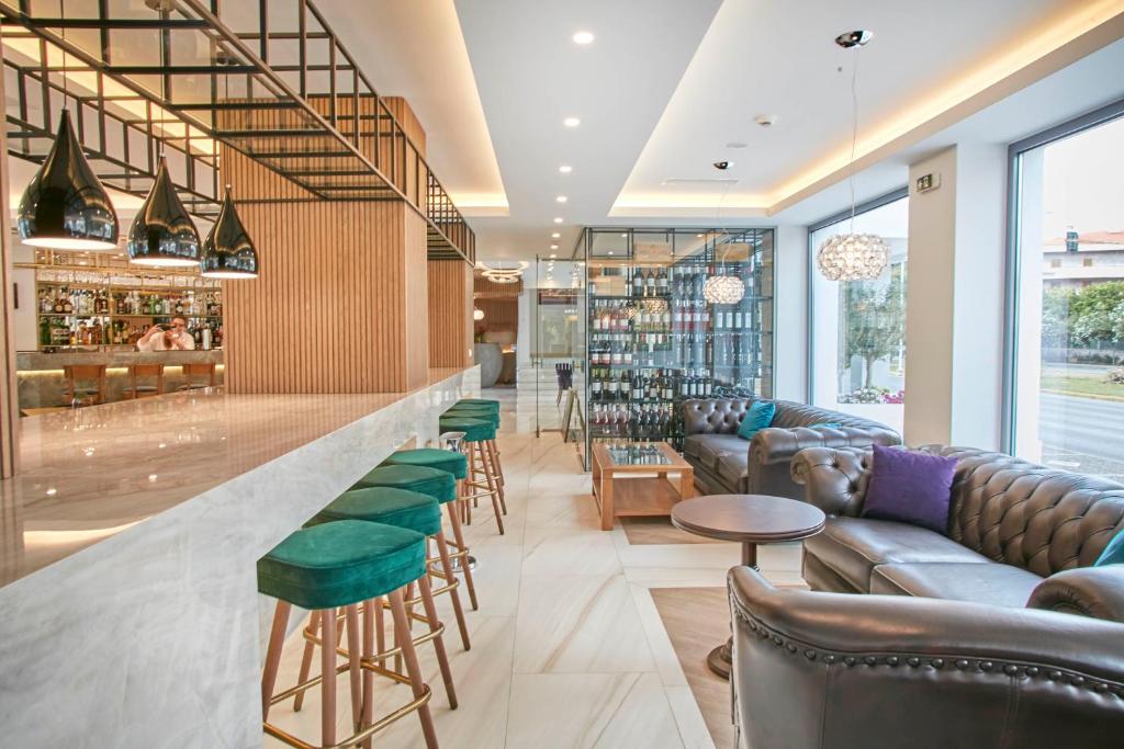 Posezení v ubytování Glyfada Riviera Hotel