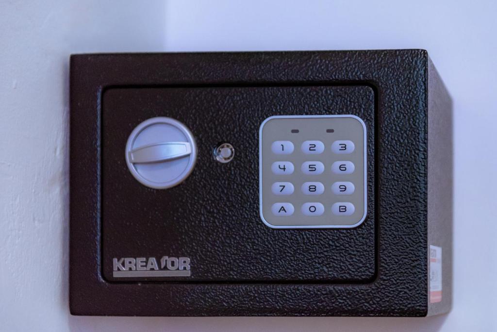 Plaka Apartment - 10