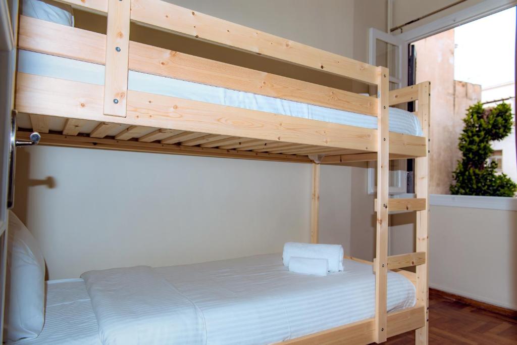 Plaka Apartment - 18