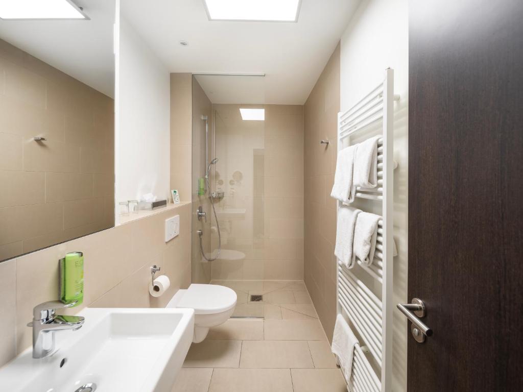 sevenDays Hotel BoardingHouse