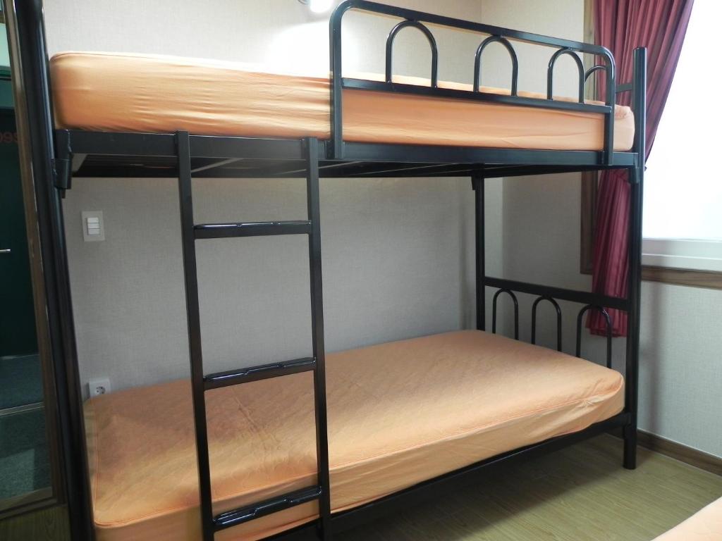 Jeonju International Hostel - Habitación Familiar Con Baño Privado