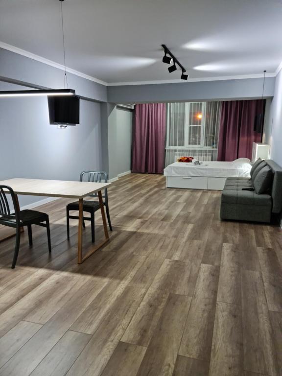 Апартаменты в центре, в новом доме - Appartamento Con Una Camera Da Letto