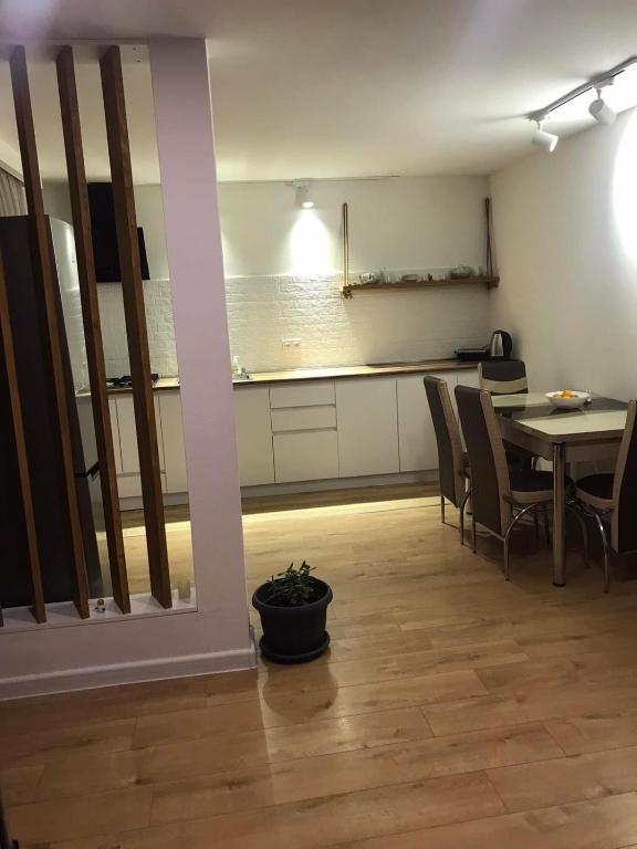 Kuchyň nebo kuchyňský kout v ubytování Friendly House